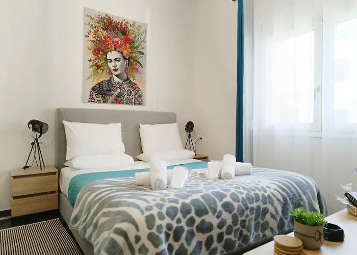 Artzy Petit Apartment Close To The Center